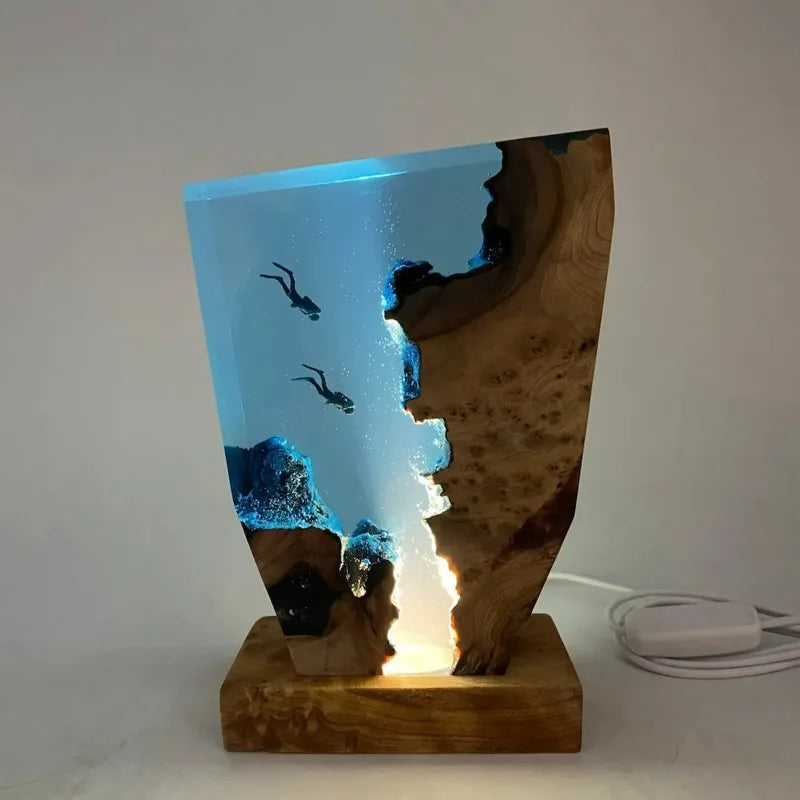 Nimzo Underwater Desk Lamp